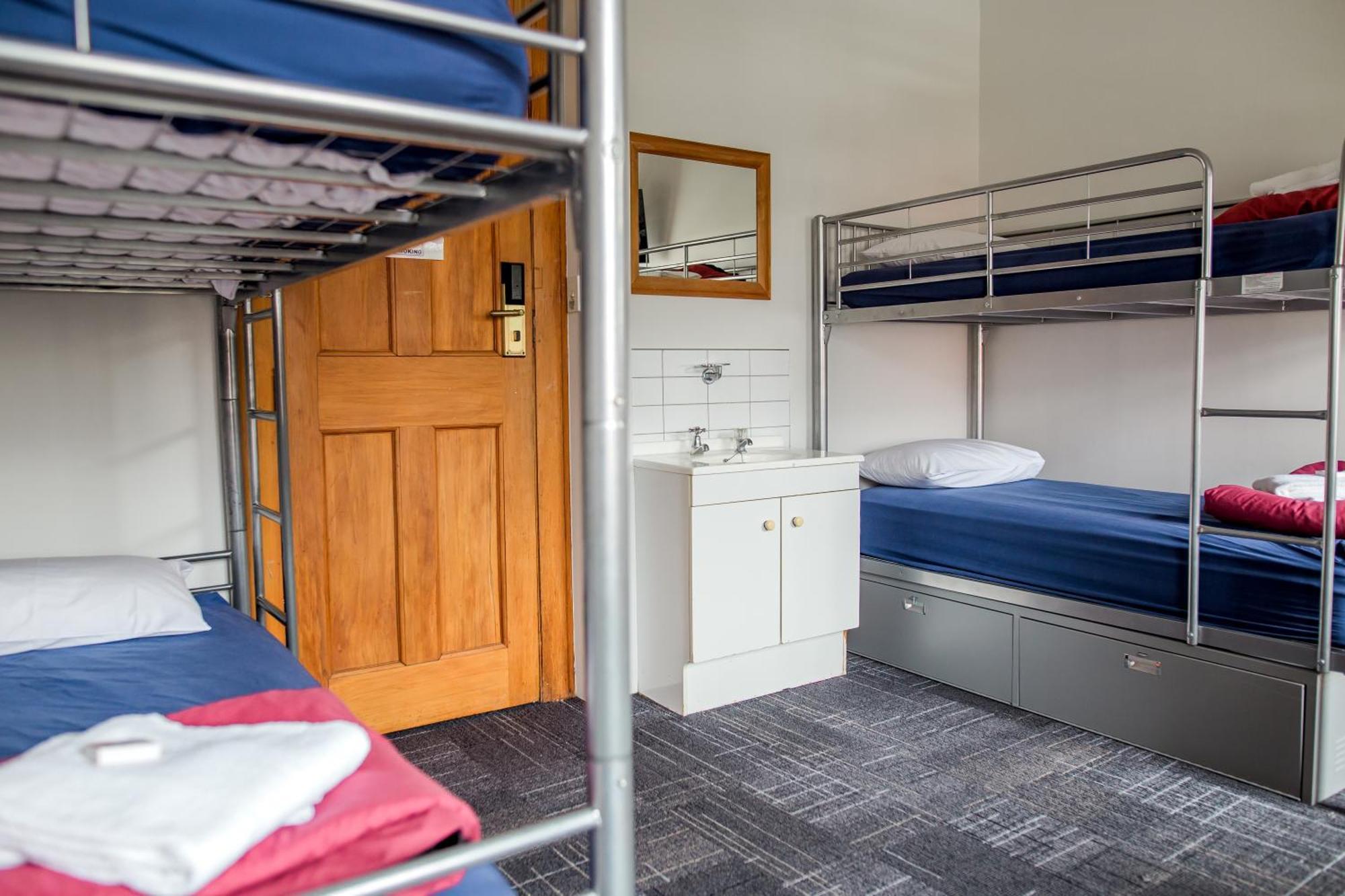 The Cambridge Hotel & Backpackers Wellington Exterior foto